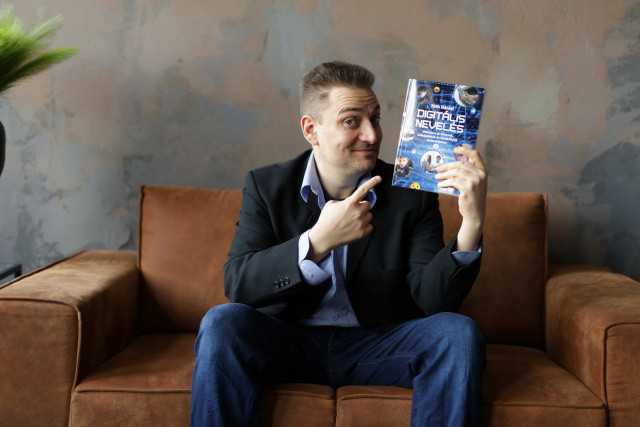 Tóth Dániel digitális nevelés szakértő Tóth Dániel digitális nevelés szakértő