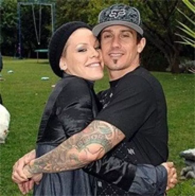 Pink és Carey Hart különös kapcsolatának titka