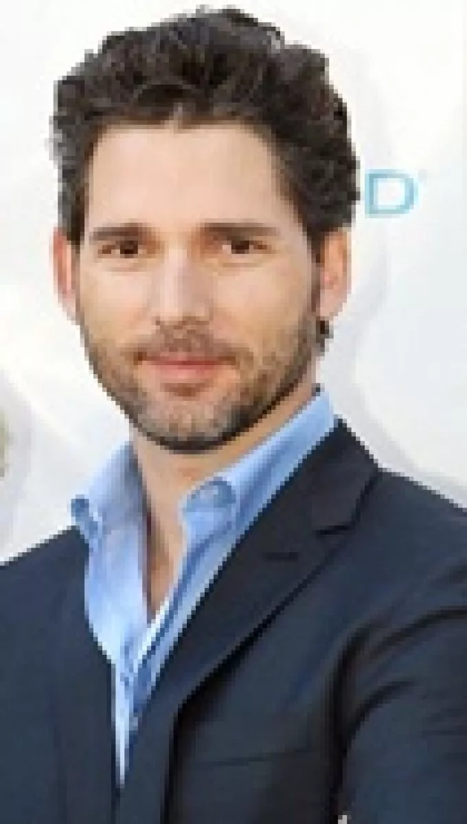 Eric Bana a házimunkában is kiváló