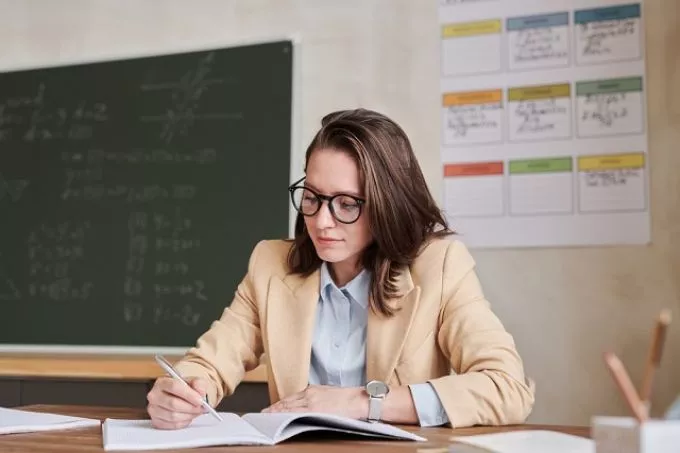 Szeptembertől rövidebb ideig kell tanulni a tanári diplomához