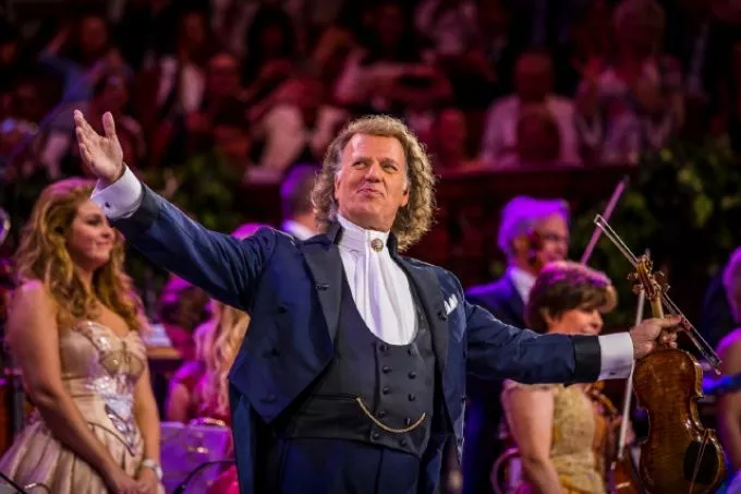 Huss! Már el is kelt az összes jegy André Rieu koncertjére