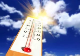 Hőségriasztás - A legmagasabb fokozatú figyelmeztetést adták ki tizenöt vármegyére szombat éjfélig